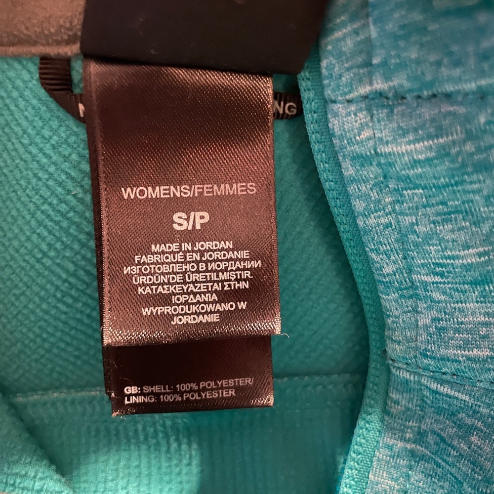 Northface Softshell Jacket - image 2